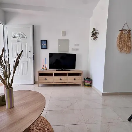 King's Park - Unit 1 Stylish 1br Near